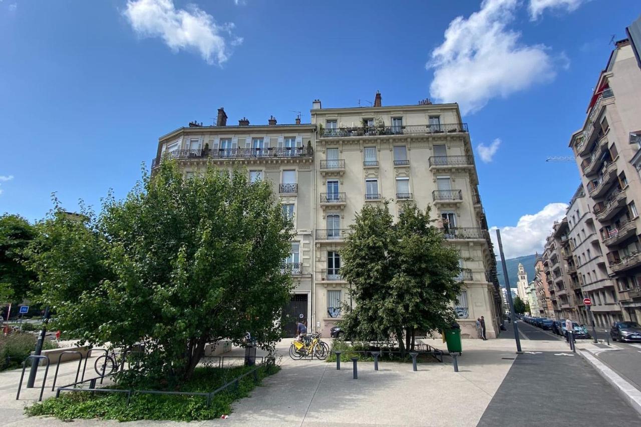 Le Téléphérique, vue Bastille, 6 pers, 300 m Gare Grenoble Exterior foto
